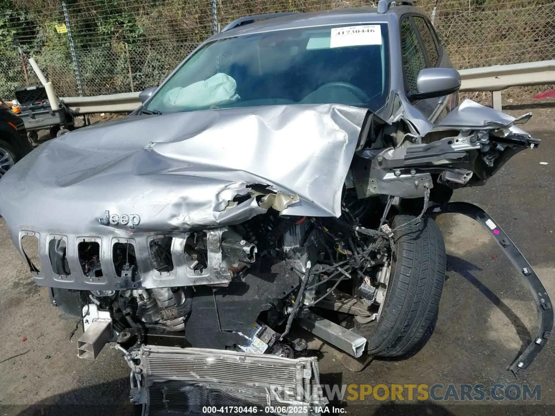 12 Photograph of a damaged car 1C4PJLCB7MD126946 JEEP CHEROKEE 2021