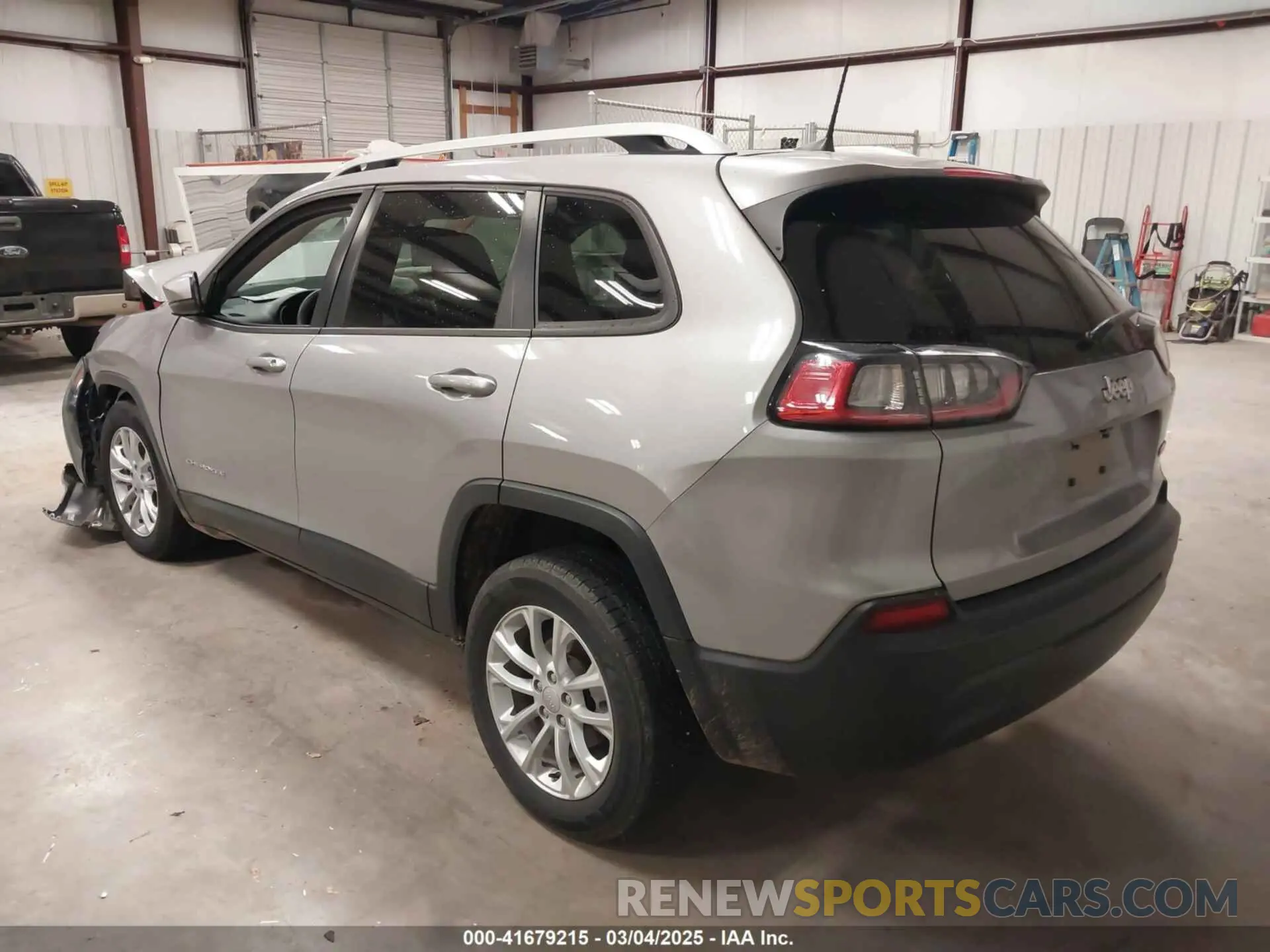 3 Photograph of a damaged car 1C4PJLCBXMD121188 JEEP CHEROKEE 2021