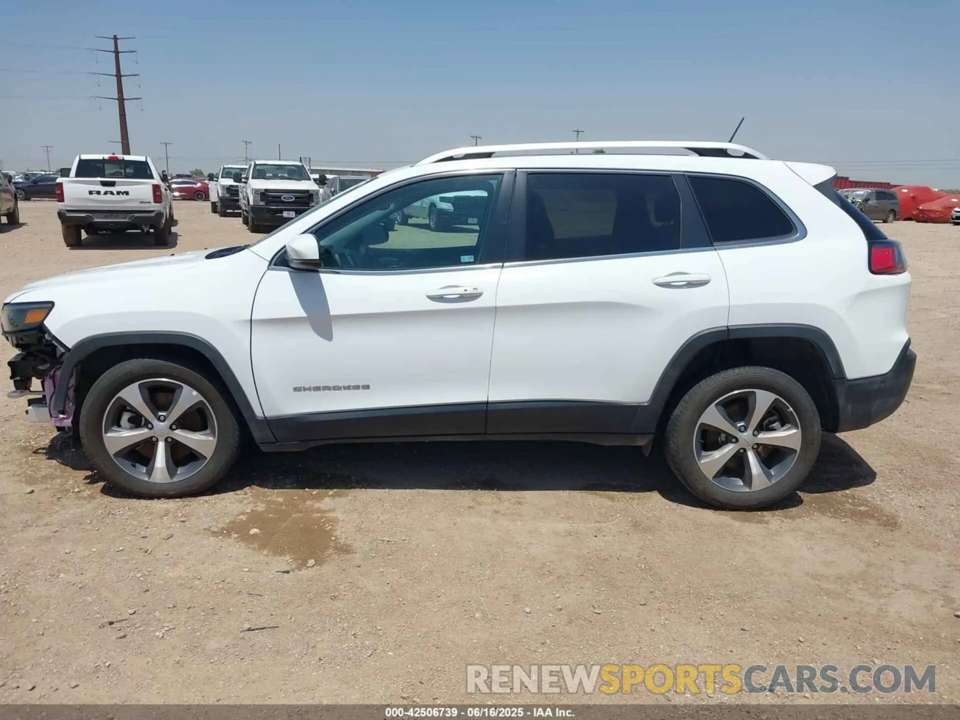 15 Photograph of a damaged car 1C4PJLDX1MD232271 JEEP CHEROKEE 2021