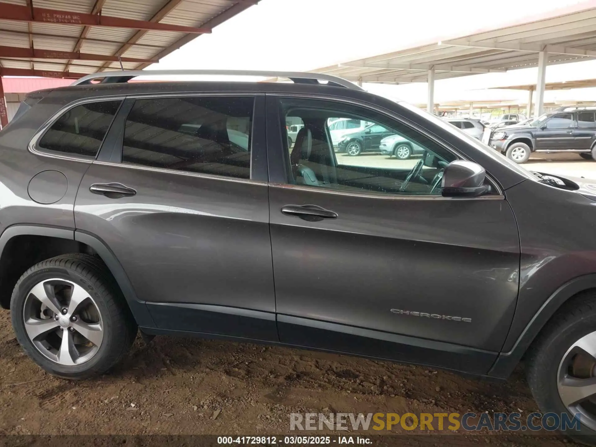 13 Photograph of a damaged car 1C4PJLDX2MD187065 JEEP CHEROKEE 2021