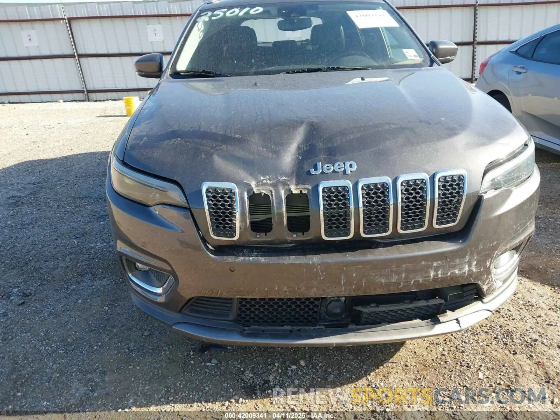 19 Photograph of a damaged car 1C4PJLDX8MD179651 JEEP CHEROKEE 2021