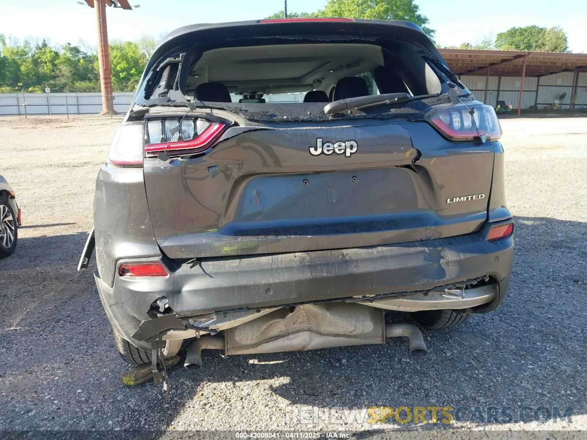 6 Photograph of a damaged car 1C4PJLDX8MD179651 JEEP CHEROKEE 2021