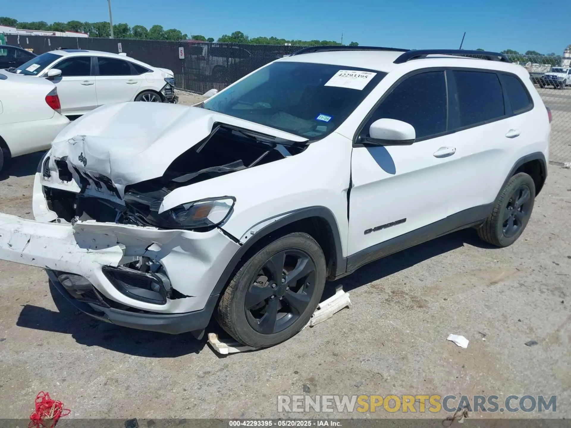 2 Photograph of a damaged car 1C4PJLLB0MD114041 JEEP CHEROKEE 2021