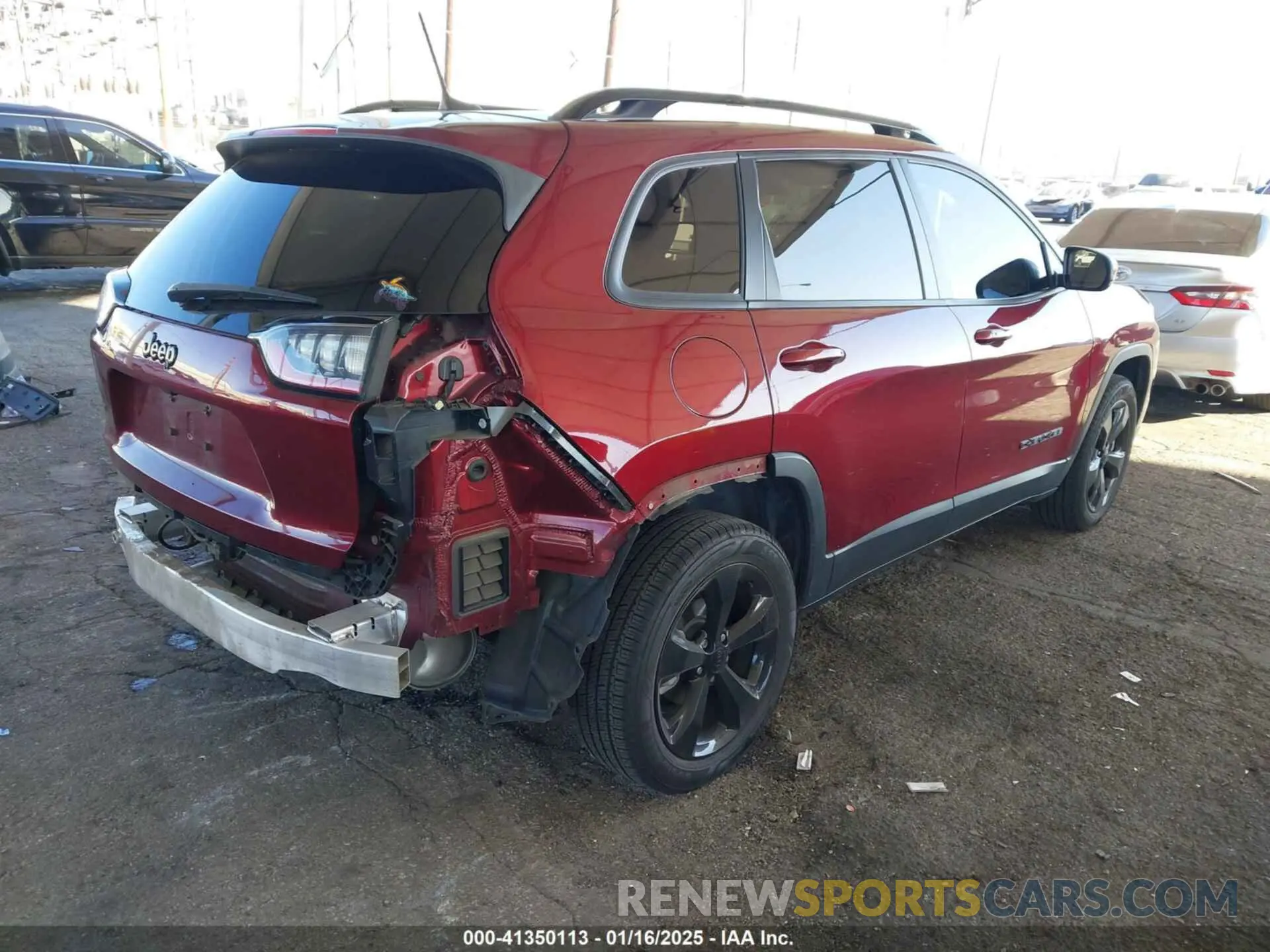 4 Photograph of a damaged car 1C4PJLLB0MD120227 JEEP CHEROKEE 2021