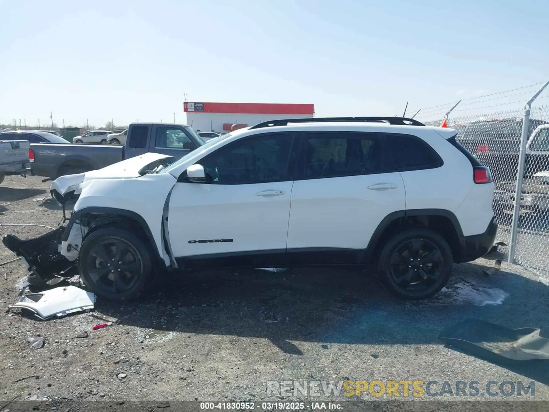 14 Photograph of a damaged car 1C4PJLLB1MD180422 JEEP CHEROKEE 2021