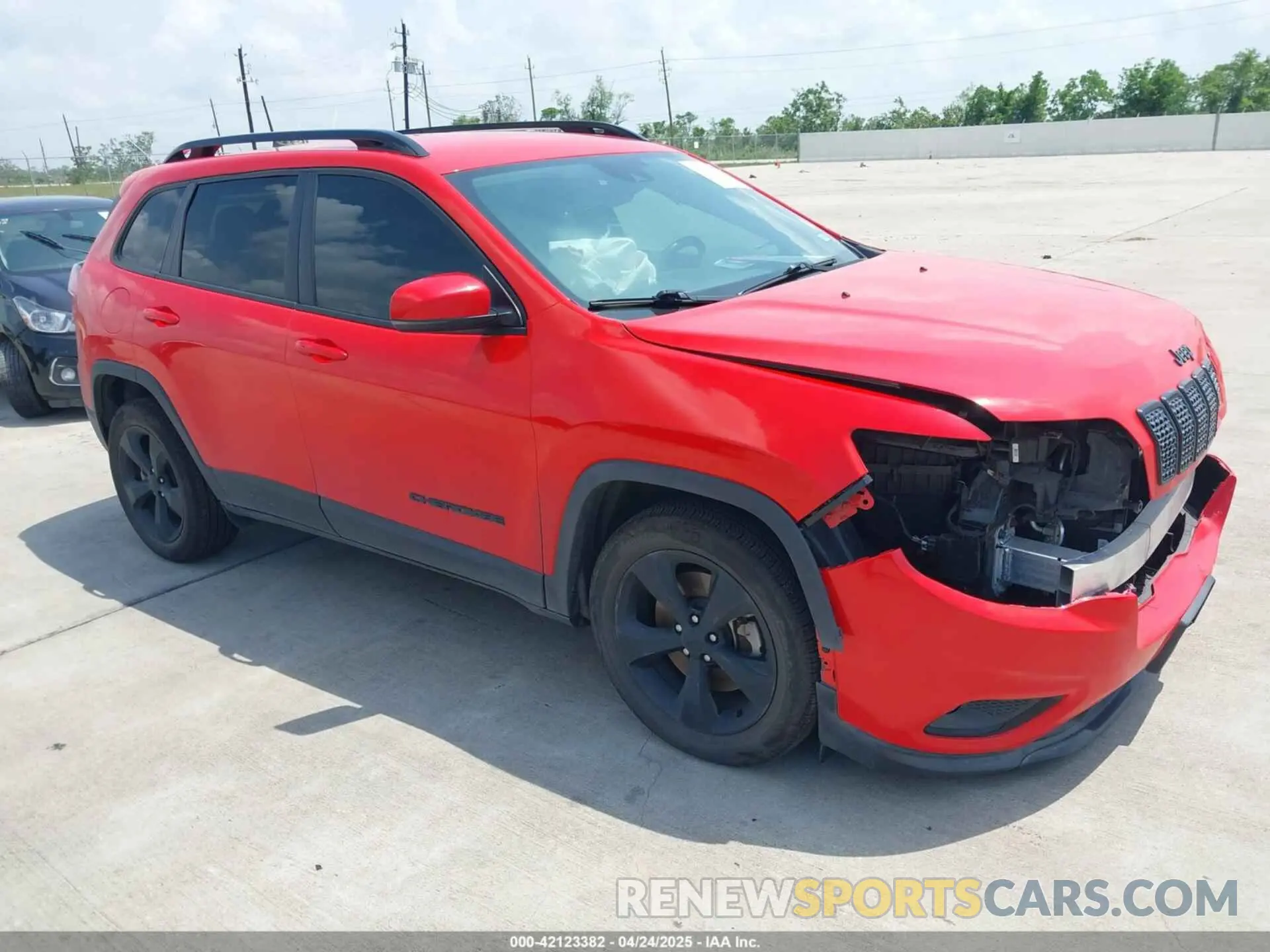 1 Photograph of a damaged car 1C4PJLLB4MD156101 JEEP CHEROKEE 2021