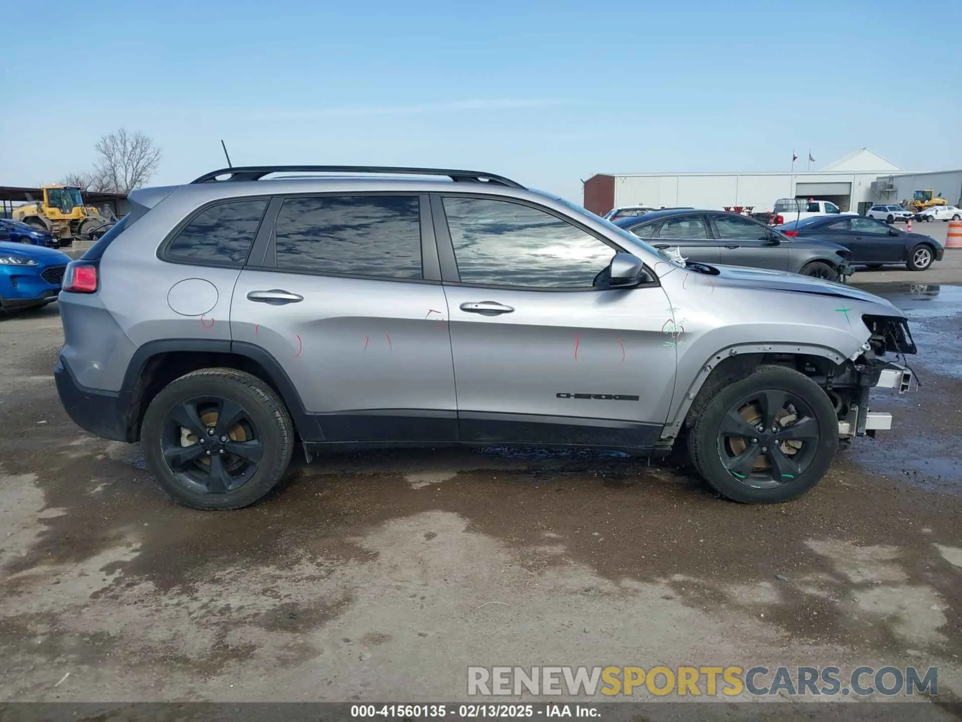 14 Photograph of a damaged car 1C4PJLLB6MD112830 JEEP CHEROKEE 2021