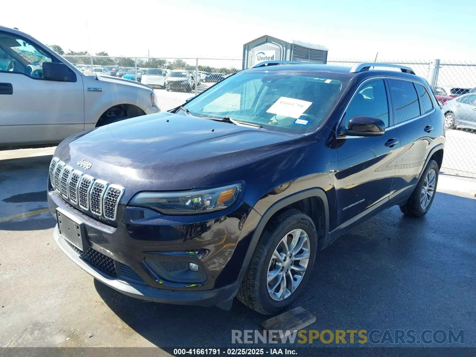 2 Photograph of a damaged car 1C4PJLLB6MD155810 JEEP CHEROKEE 2021