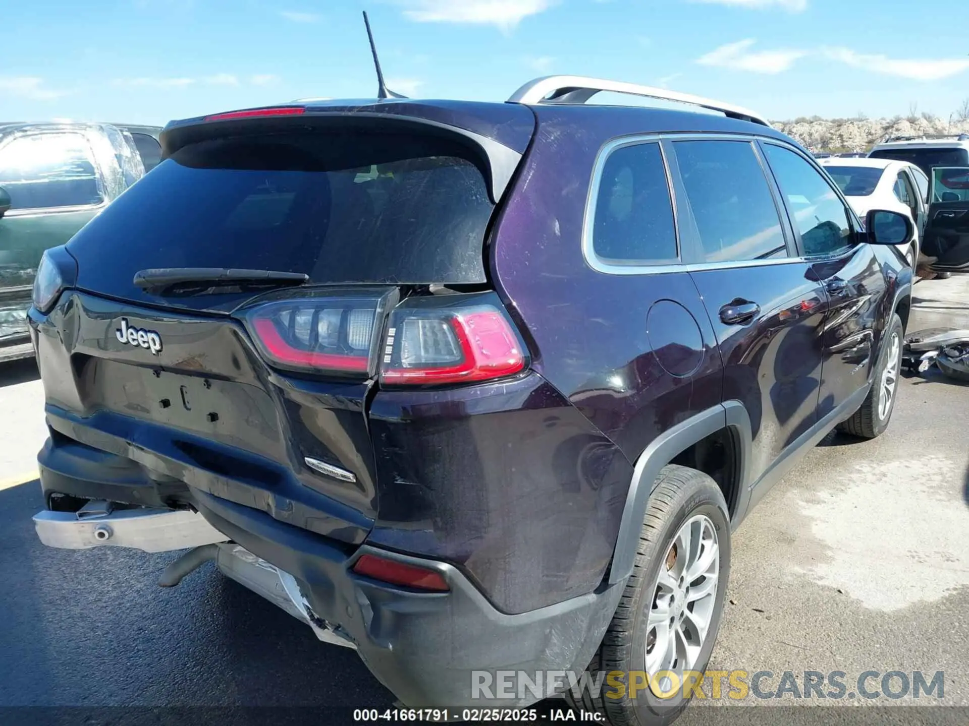 4 Photograph of a damaged car 1C4PJLLB6MD155810 JEEP CHEROKEE 2021