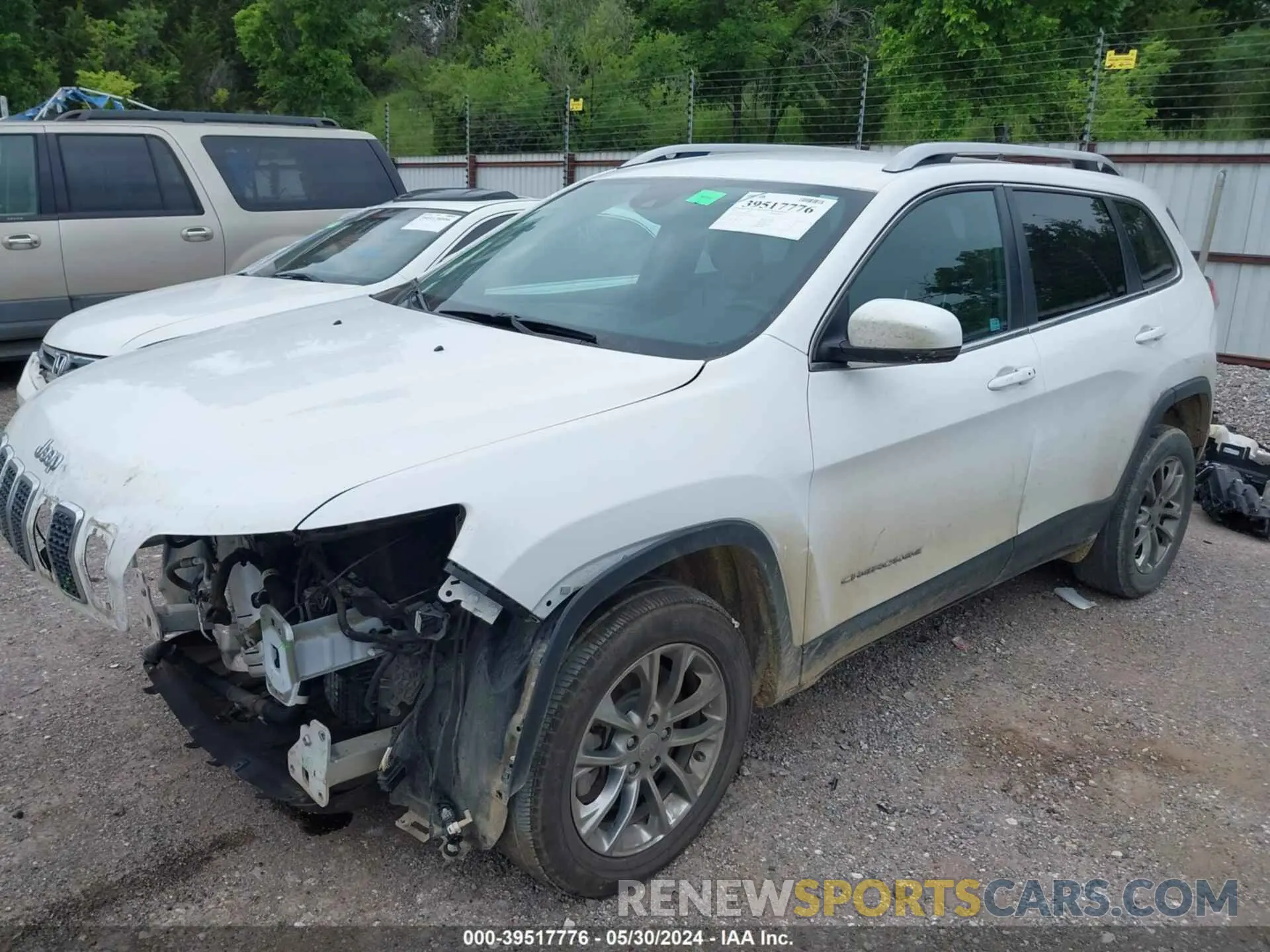 2 Photograph of a damaged car 1C4PJLLB8MD103661 JEEP CHEROKEE 2021