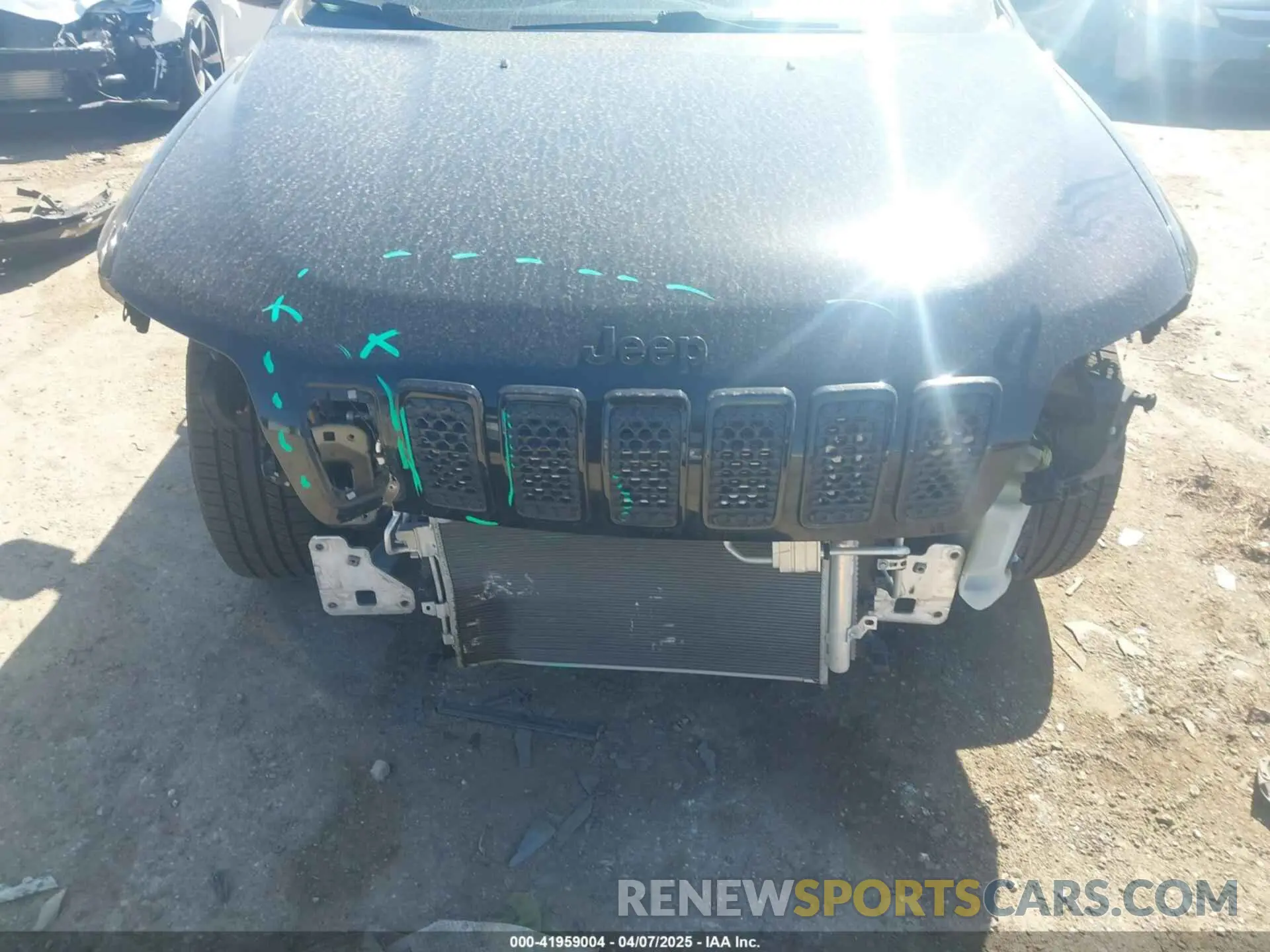 6 Photograph of a damaged car 1C4PJLLBXMD112667 JEEP CHEROKEE 2021