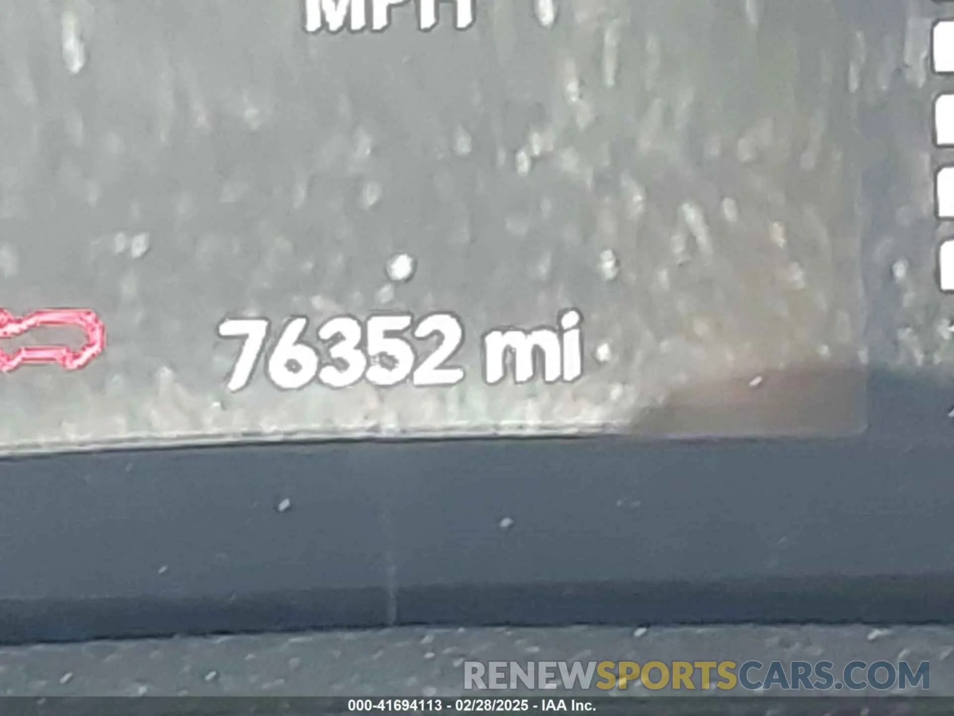 15 Photograph of a damaged car 1C4PJLLBXMD164087 JEEP CHEROKEE 2021