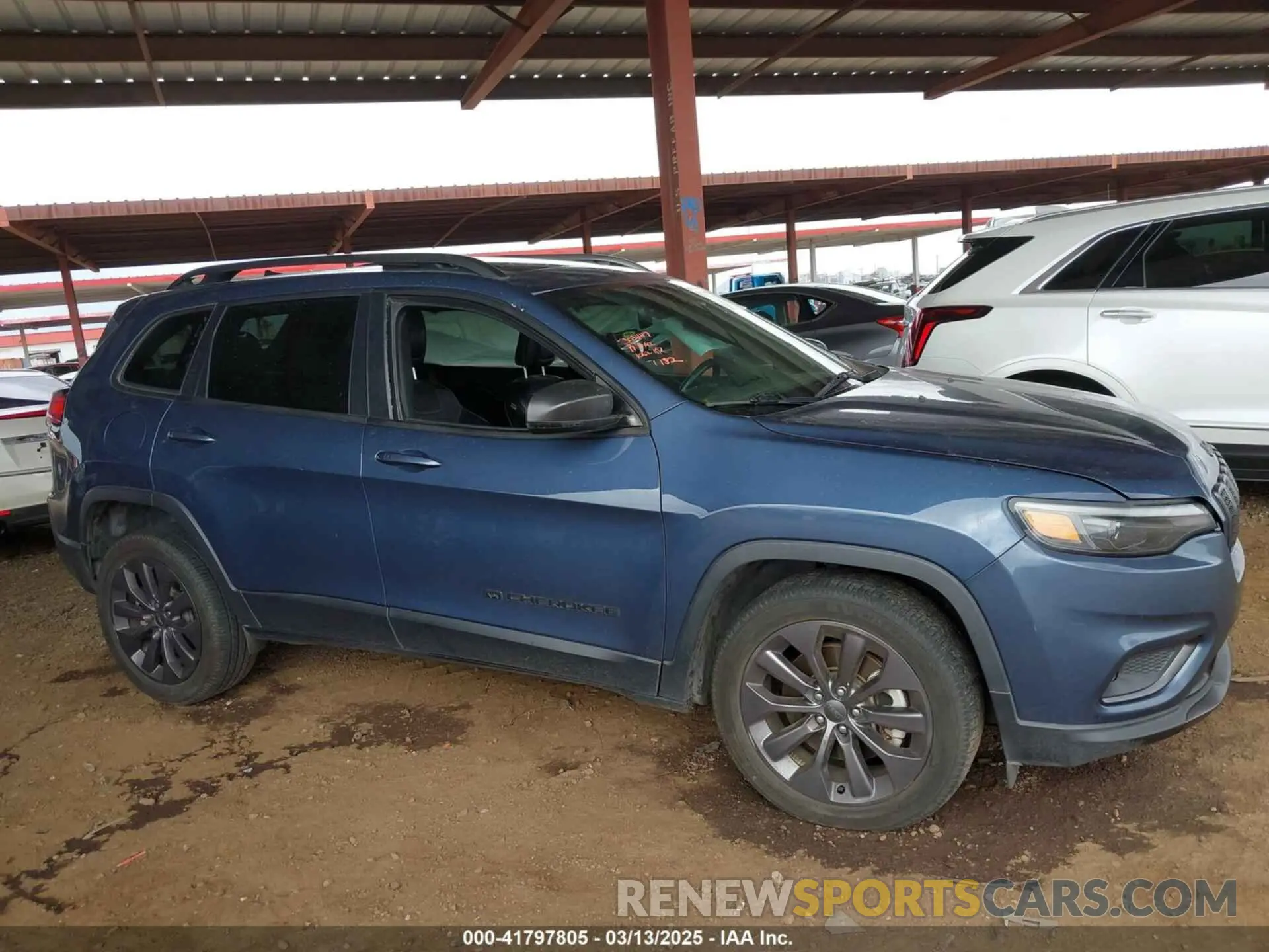 13 Photograph of a damaged car 1C4PJLMX0MD207782 JEEP CHEROKEE 2021