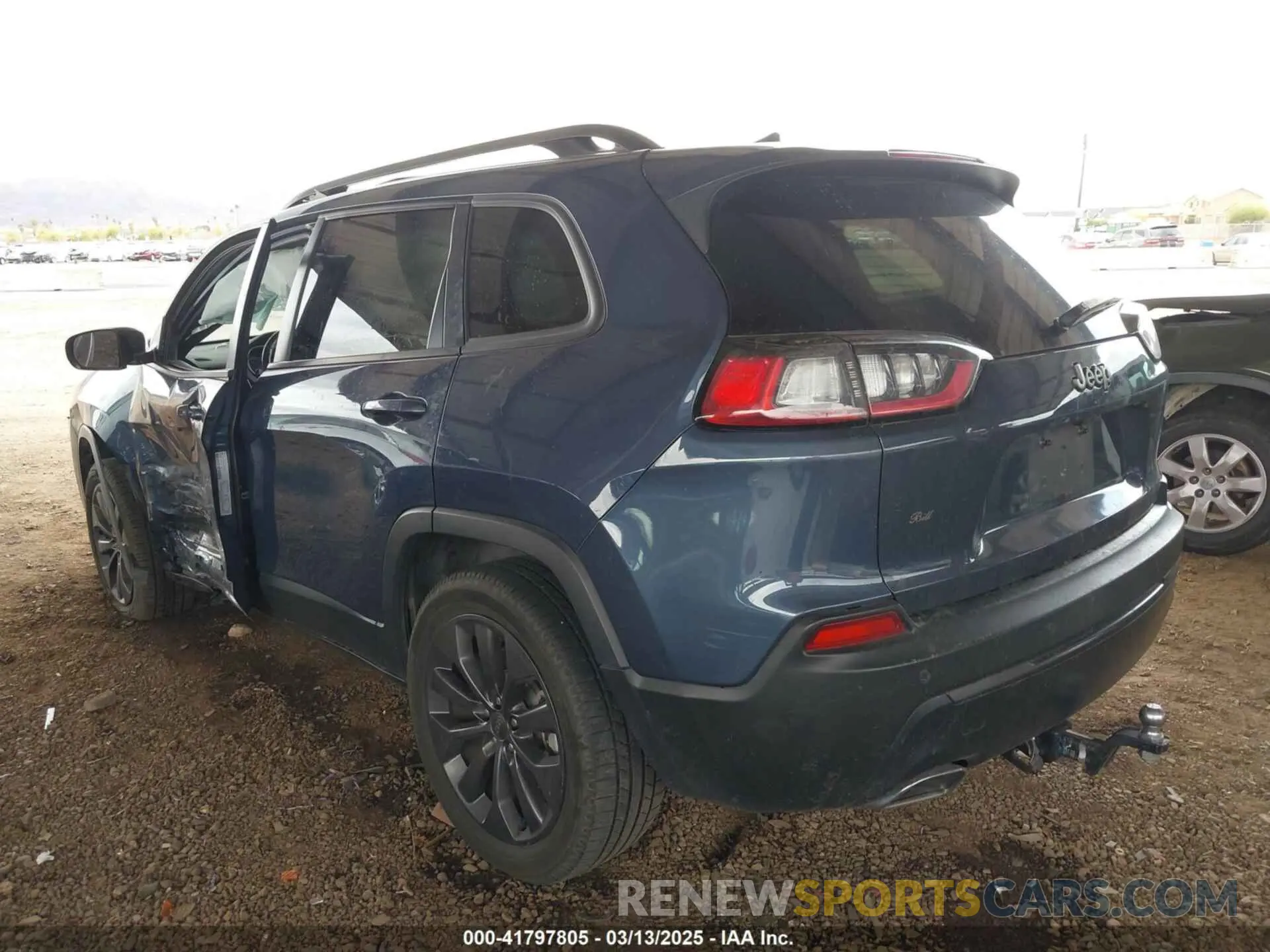 14 Photograph of a damaged car 1C4PJLMX0MD207782 JEEP CHEROKEE 2021