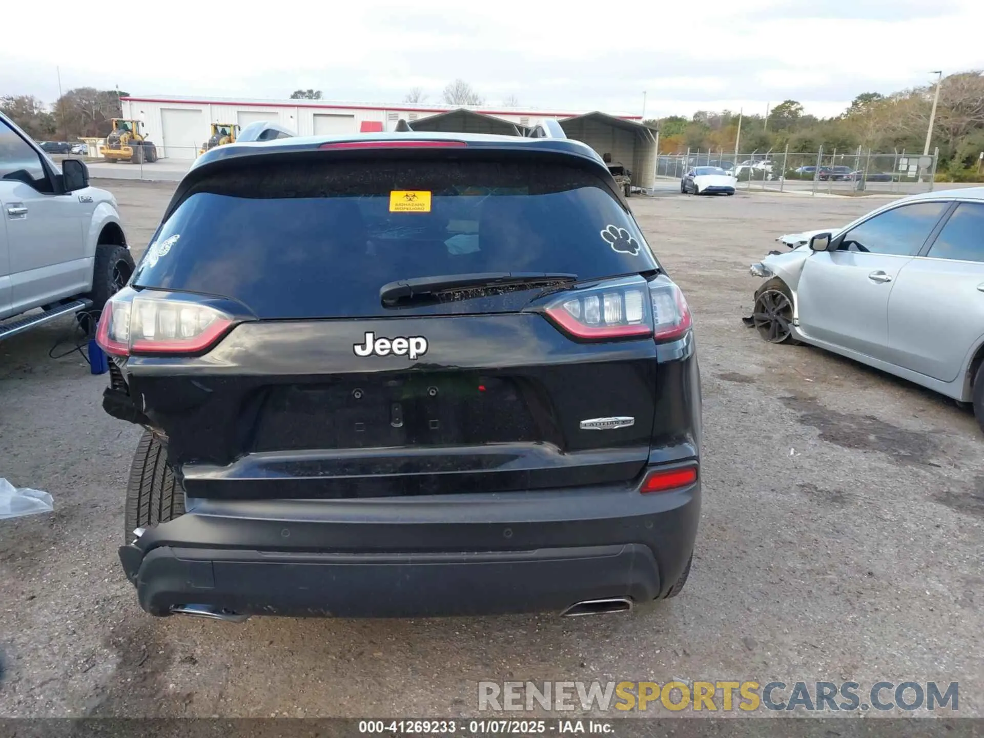 16 Photograph of a damaged car 1C4PJLMX4MD140927 JEEP CHEROKEE 2021