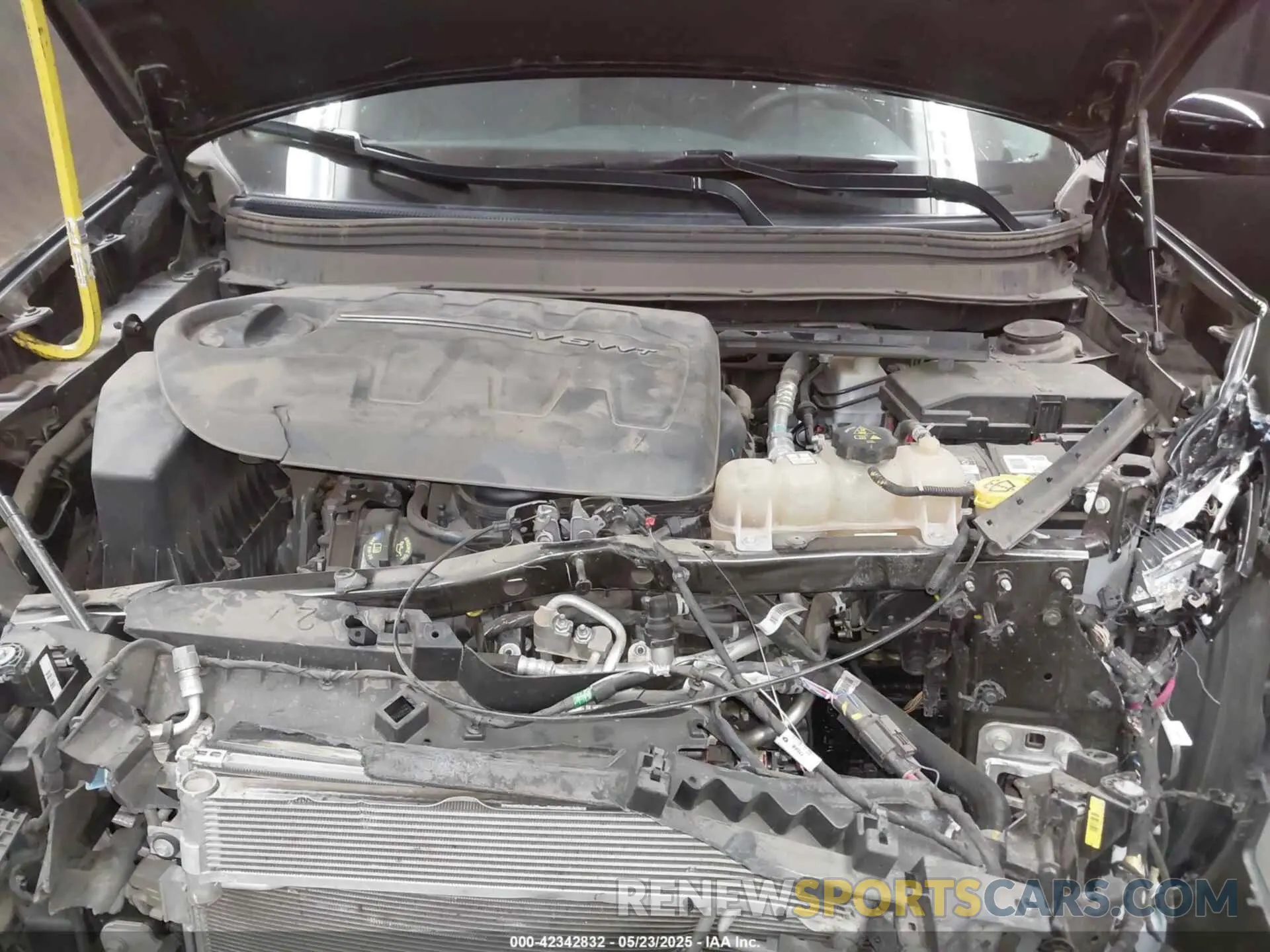 10 Photograph of a damaged car 1C4PJLMX5MD136675 JEEP CHEROKEE 2021