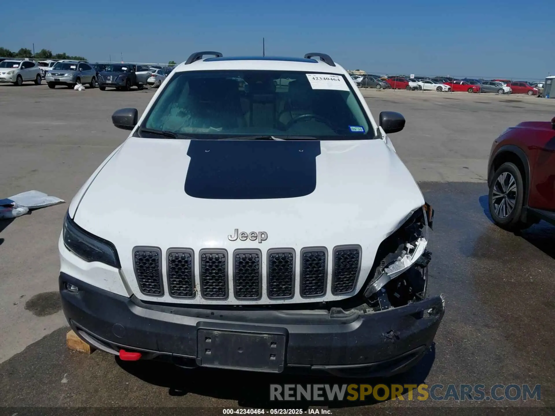 6 Photograph of a damaged car 1C4PJMBX1MD145169 JEEP CHEROKEE 2021