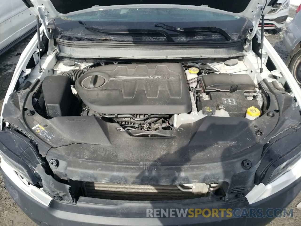 12 Photograph of a damaged car 1C4PJMBX4MD138927 JEEP CHEROKEE 2021