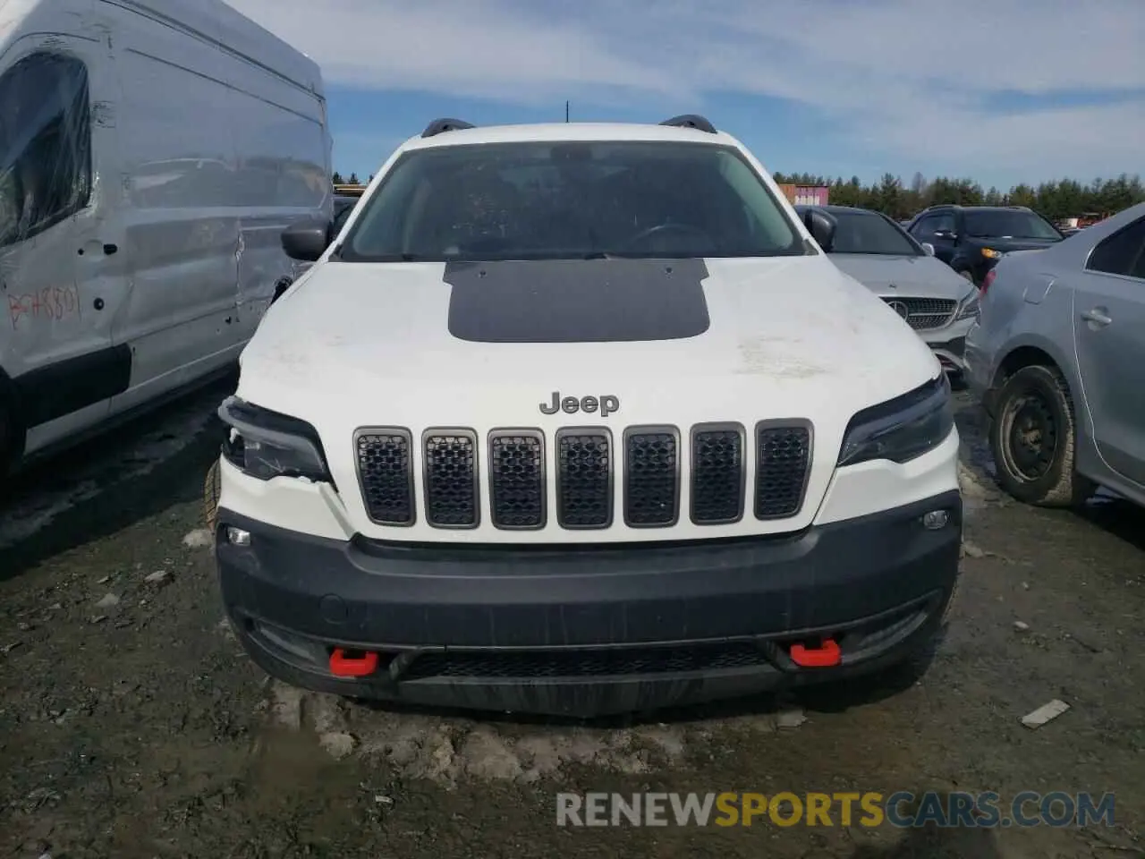 5 Photograph of a damaged car 1C4PJMBX4MD138927 JEEP CHEROKEE 2021