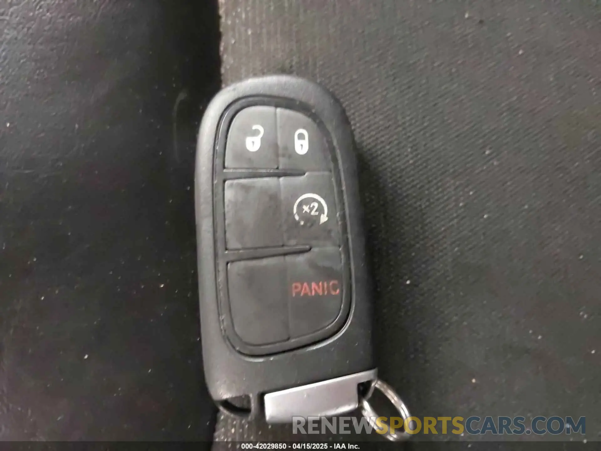 11 Photograph of a damaged car 1C4PJMBX5MD231018 JEEP CHEROKEE 2021