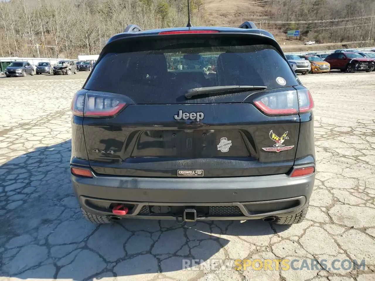 6 Photograph of a damaged car 1C4PJMBX6MD110109 JEEP CHEROKEE 2021