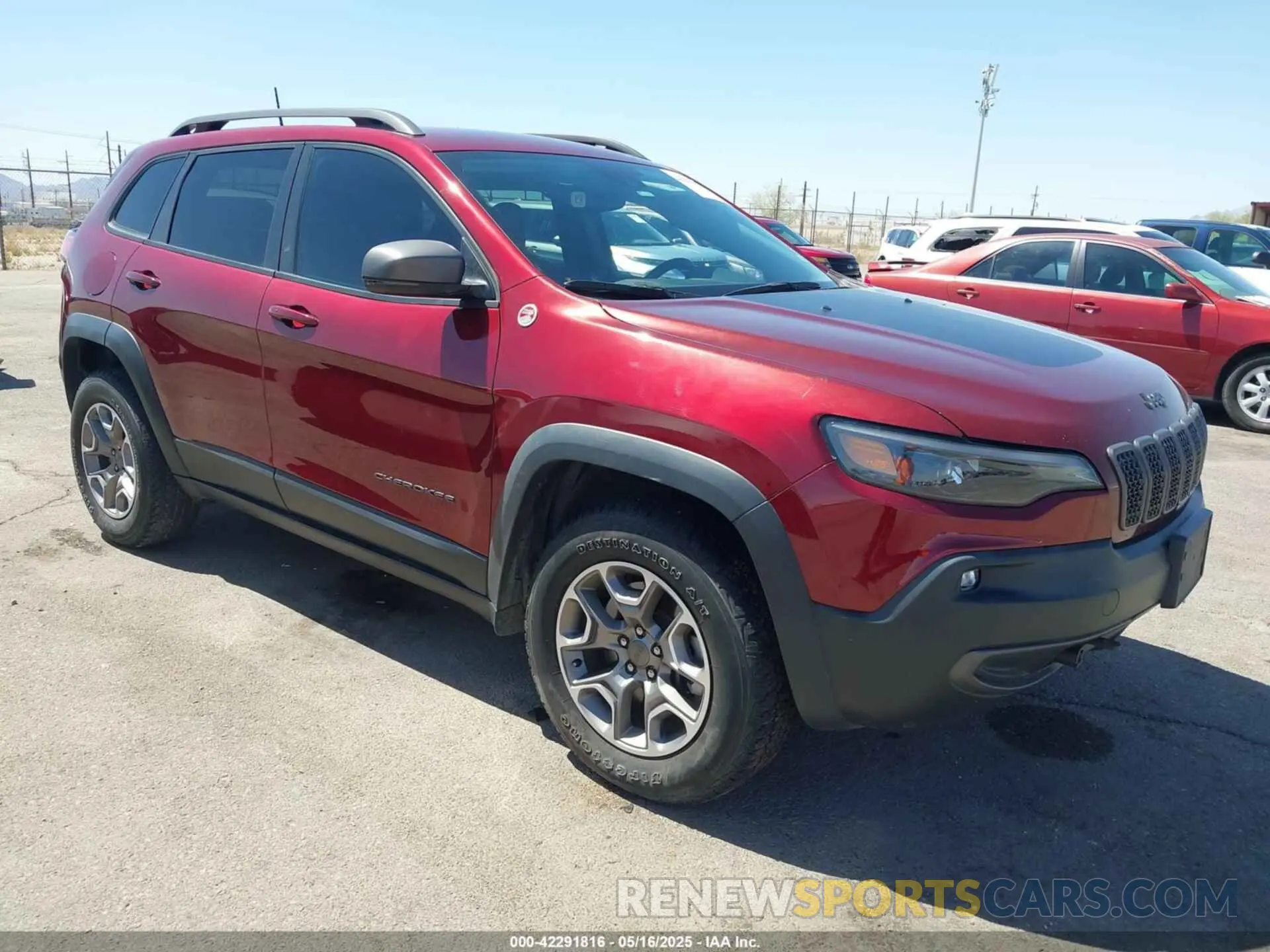 1 Photograph of a damaged car 1C4PJMBX6MD245283 JEEP CHEROKEE 2021