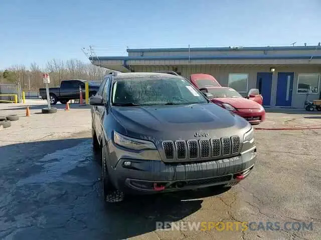 13 Photograph of a damaged car 1C4PJMBX7MD109017 JEEP CHEROKEE 2021