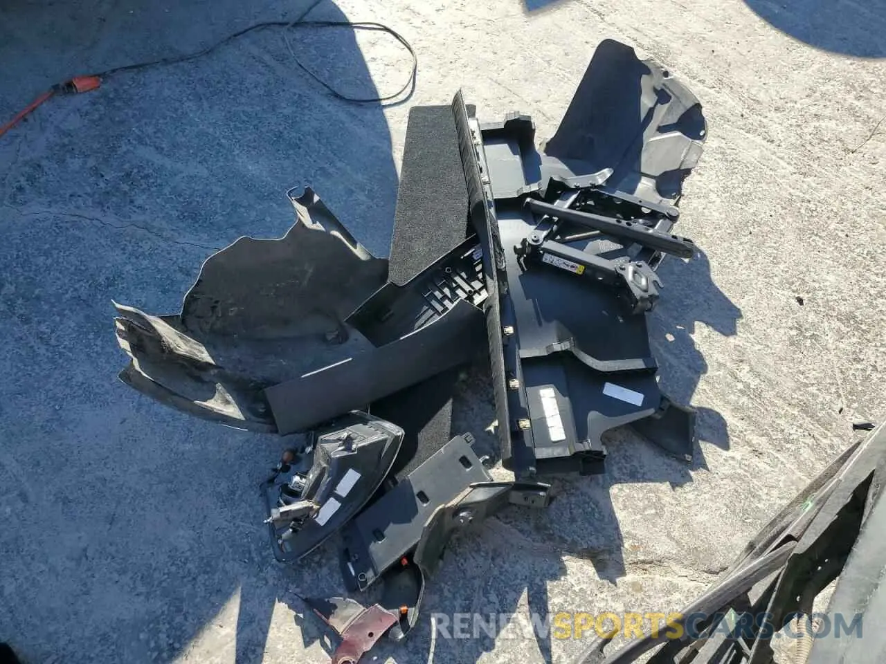 15 Photograph of a damaged car 1C4PJMBX7MD139411 JEEP CHEROKEE 2021