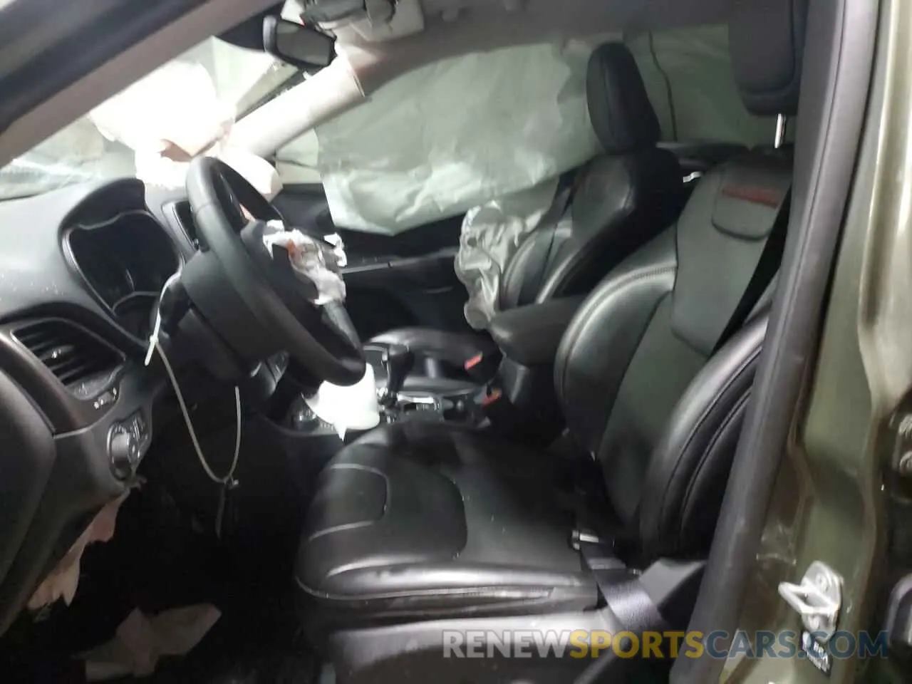 7 Photograph of a damaged car 1C4PJMBX8MD222989 JEEP CHEROKEE 2021