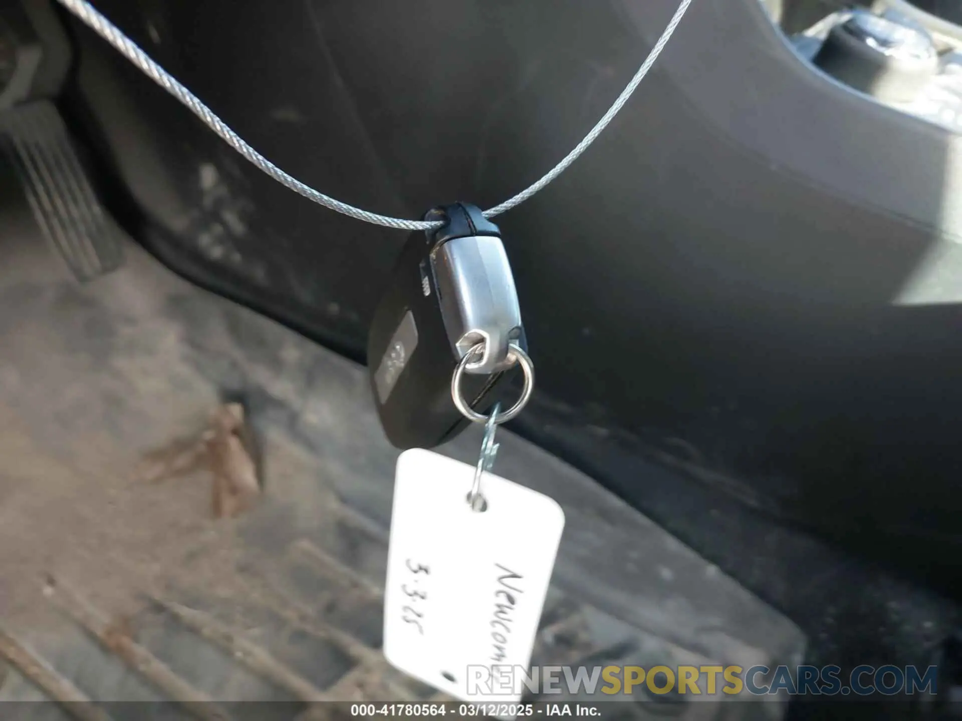 11 Photograph of a damaged car 1C4PJMBX9MD125087 JEEP CHEROKEE 2021