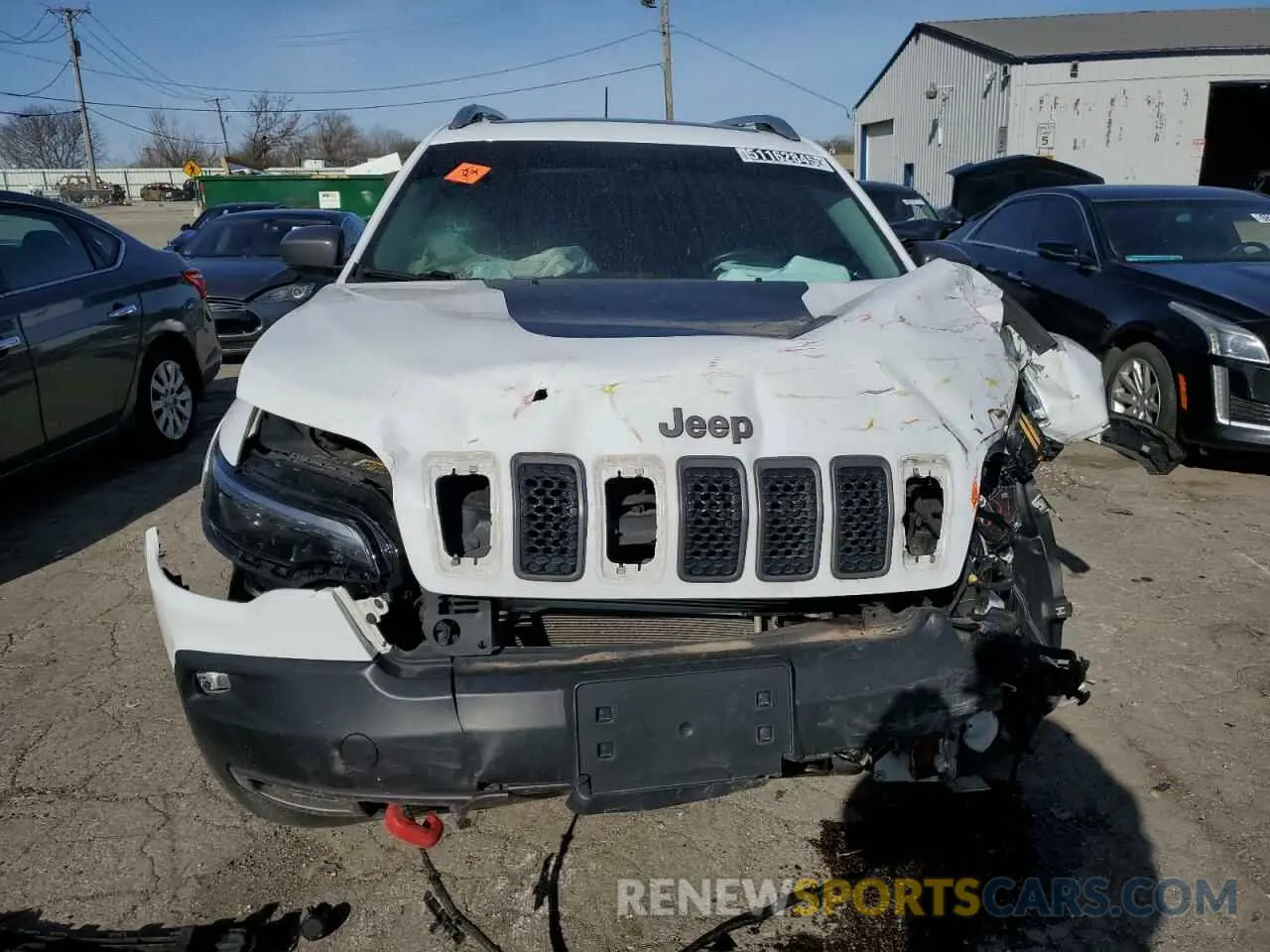 5 Photograph of a damaged car 1C4PJMBX9MD126871 JEEP CHEROKEE 2021