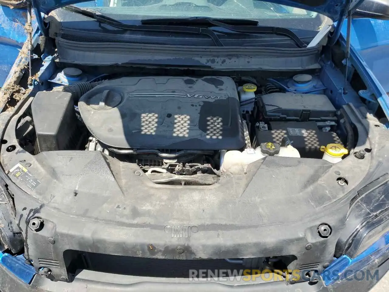 12 Photograph of a damaged car 1C4PJMBXXMD110436 JEEP CHEROKEE 2021