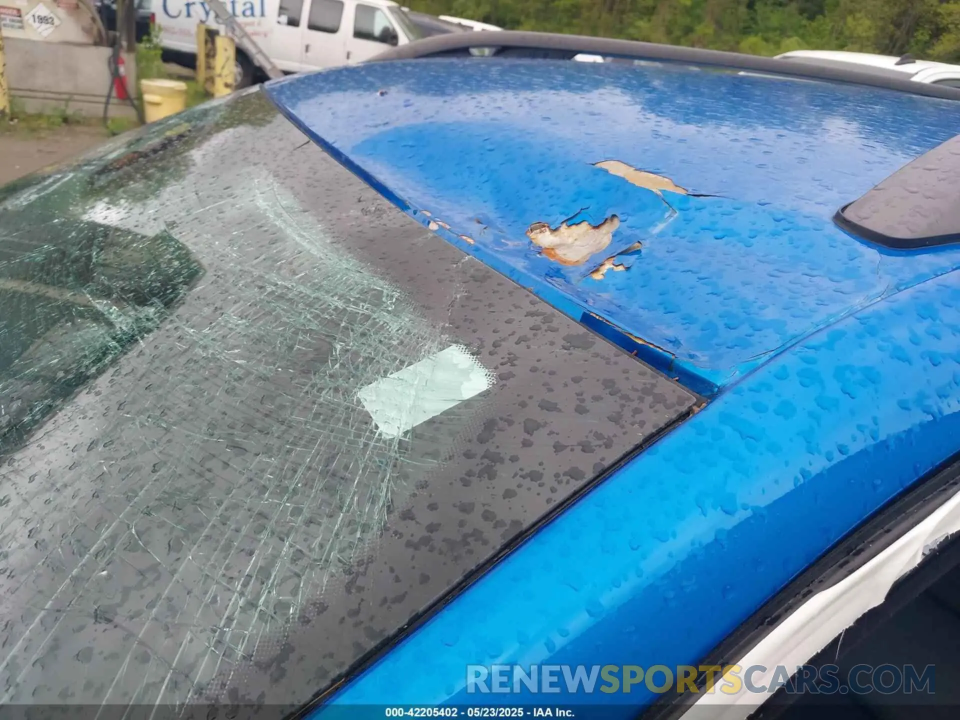 19 Photograph of a damaged car 1C4PJMBXXMD173102 JEEP CHEROKEE 2021