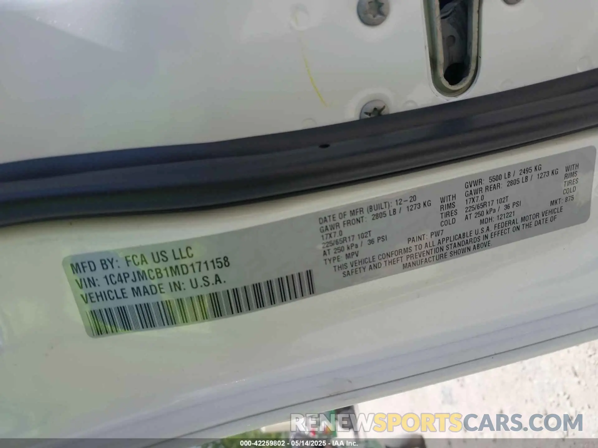 9 Photograph of a damaged car 1C4PJMCB1MD171158 JEEP CHEROKEE 2021