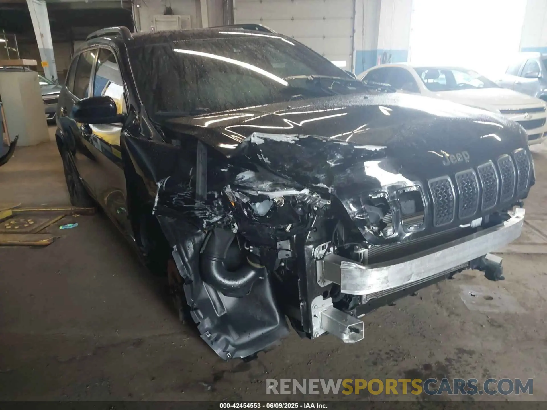 6 Photograph of a damaged car 1C4PJMDN3MD126621 JEEP CHEROKEE 2021