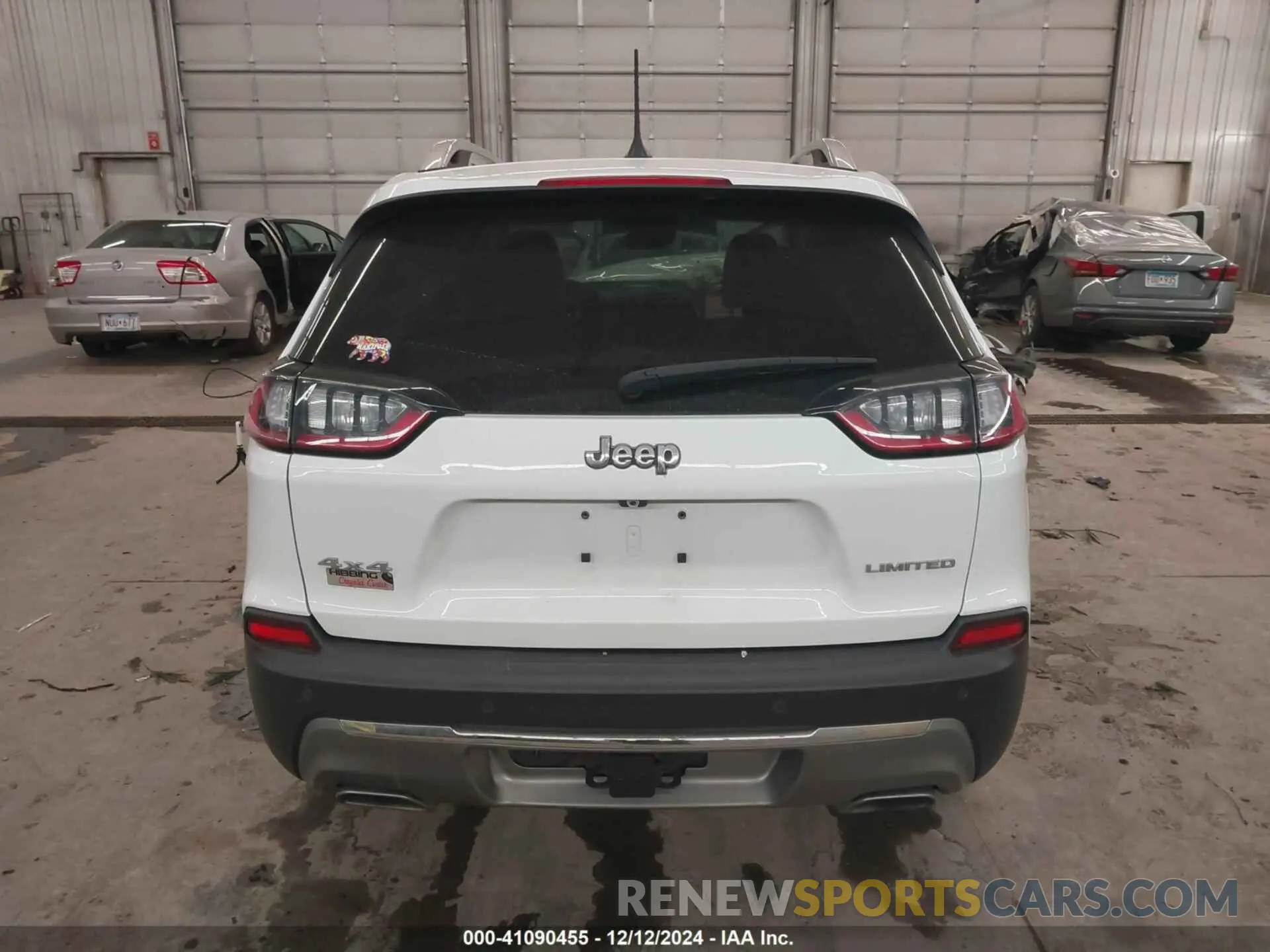 16 Photograph of a damaged car 1C4PJMDX0MD194876 JEEP CHEROKEE 2021