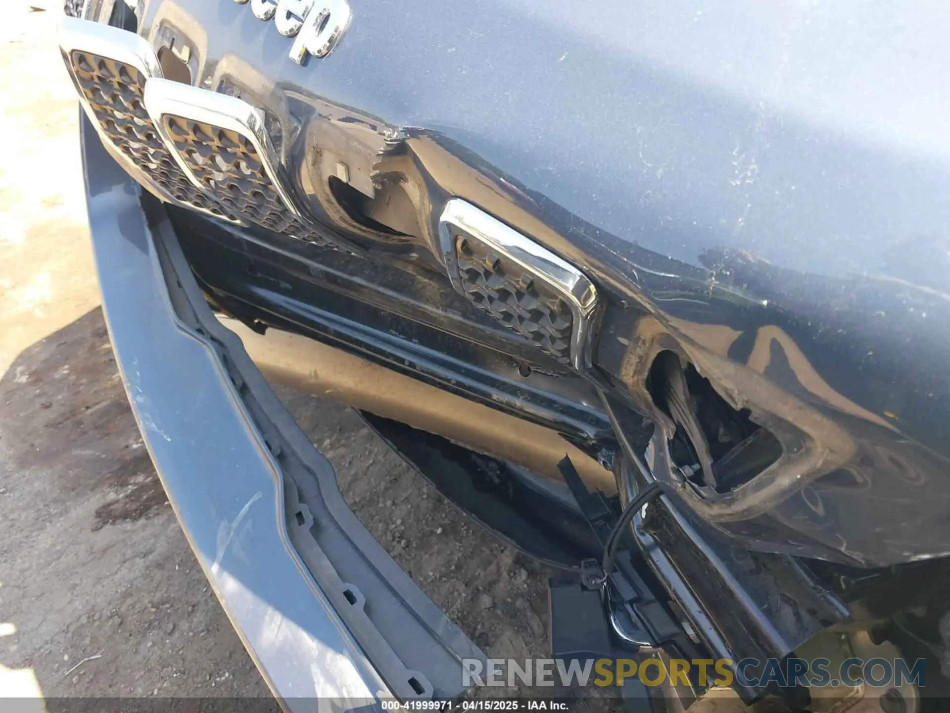 10 Photograph of a damaged car 1C4PJMDX2MD201391 JEEP CHEROKEE 2021