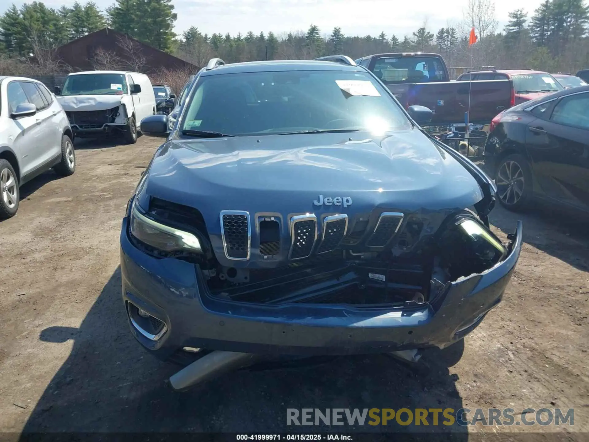 12 Photograph of a damaged car 1C4PJMDX2MD201391 JEEP CHEROKEE 2021