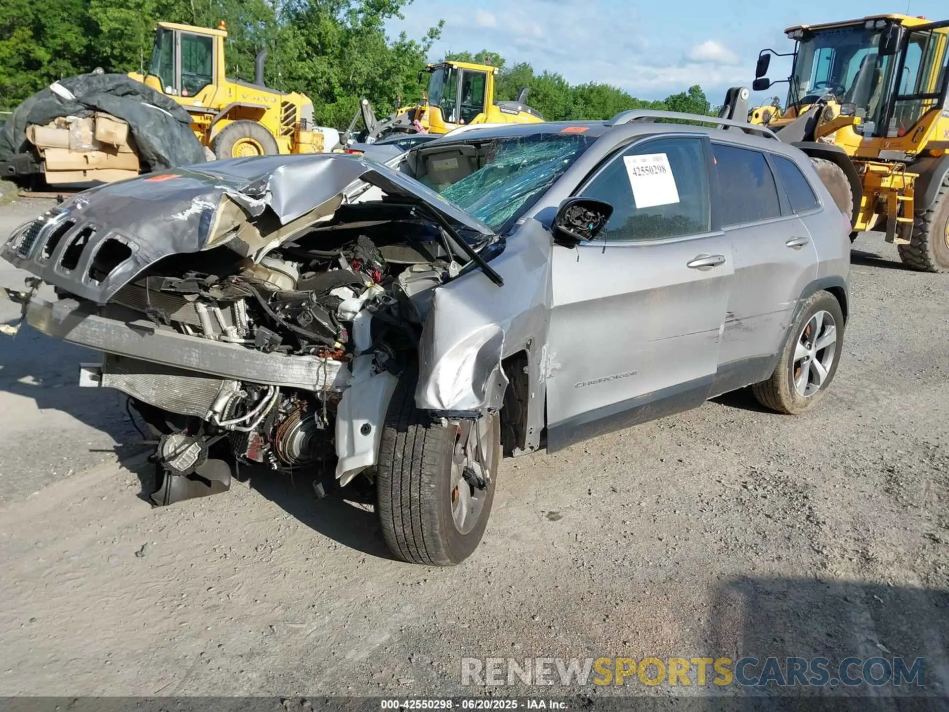 2 Photograph of a damaged car 1C4PJMDX3MD102580 JEEP CHEROKEE 2021