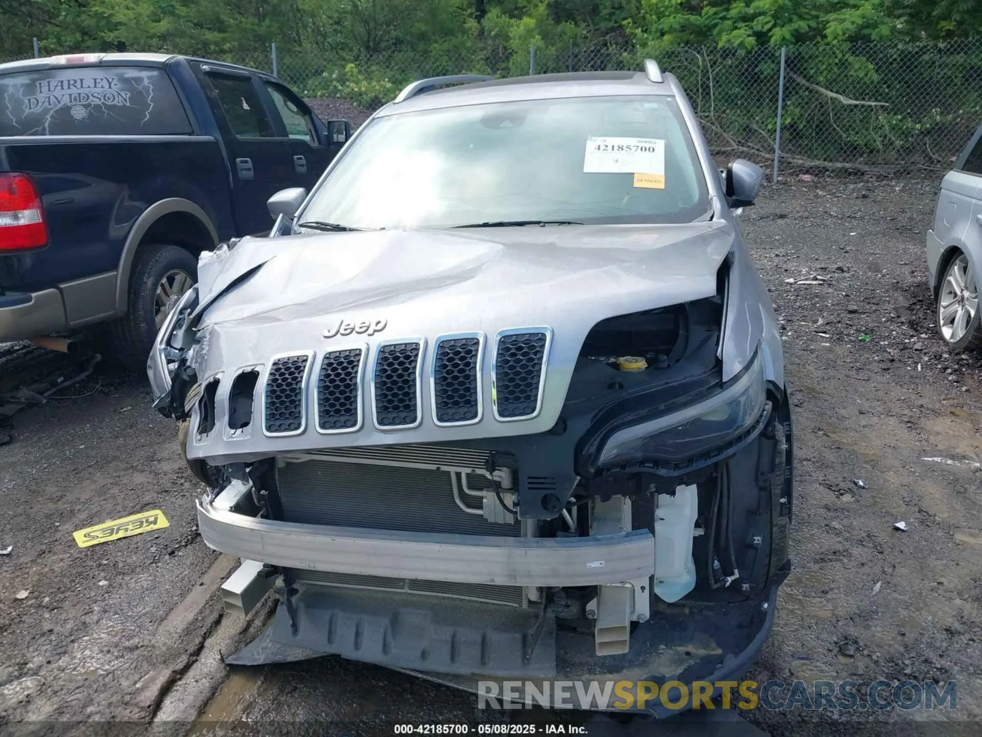 11 Photograph of a damaged car 1C4PJMDX3MD181300 JEEP CHEROKEE 2021