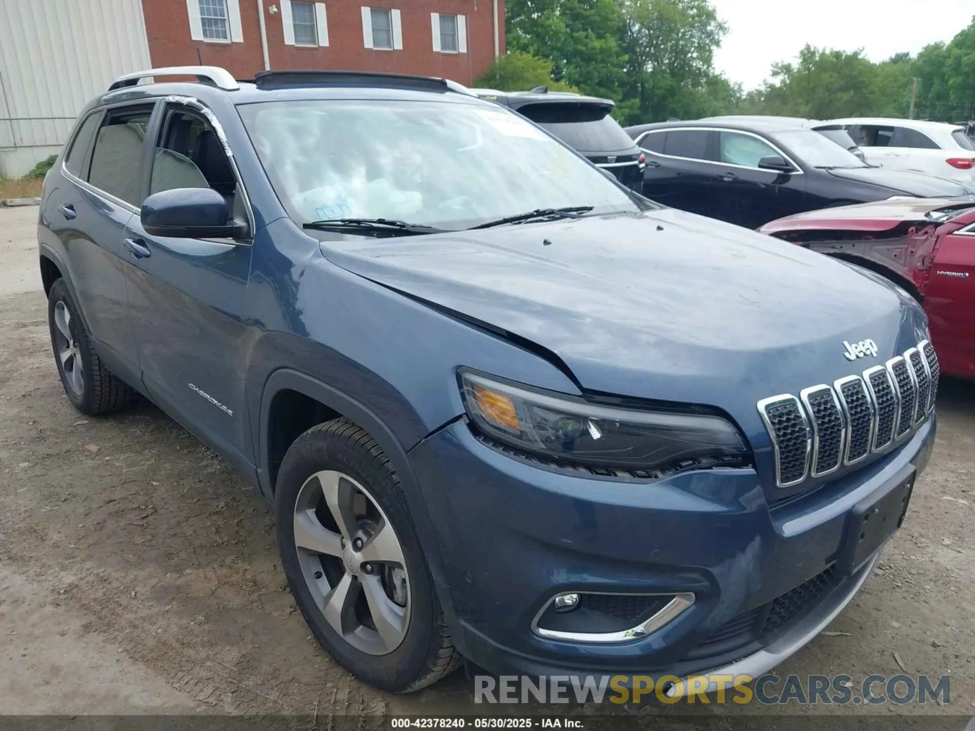 1 Photograph of a damaged car 1C4PJMDX4MD193469 JEEP CHEROKEE 2021