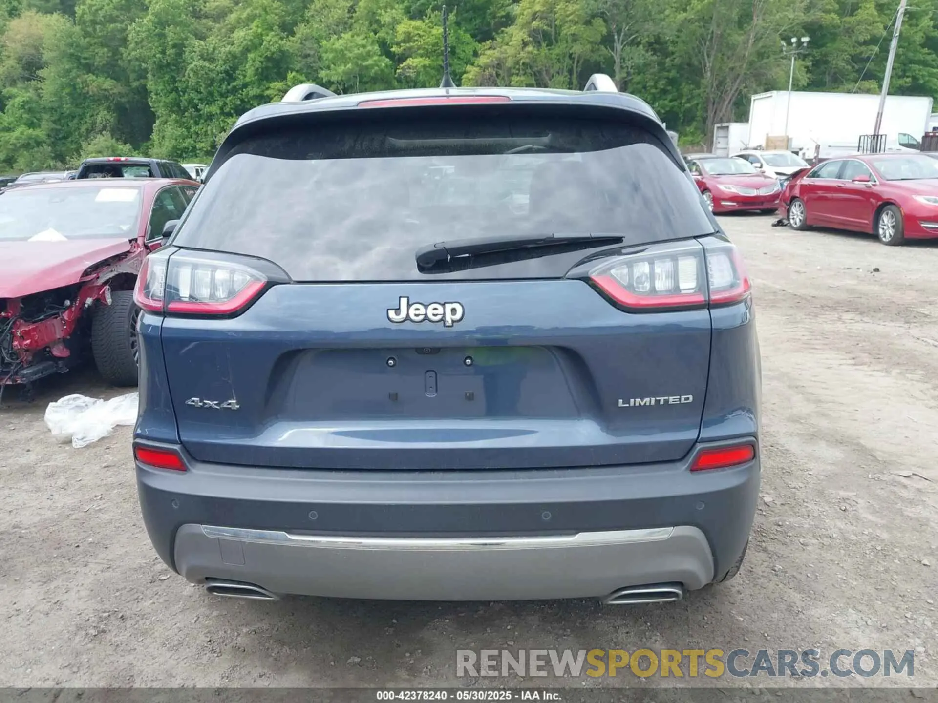 16 Photograph of a damaged car 1C4PJMDX4MD193469 JEEP CHEROKEE 2021