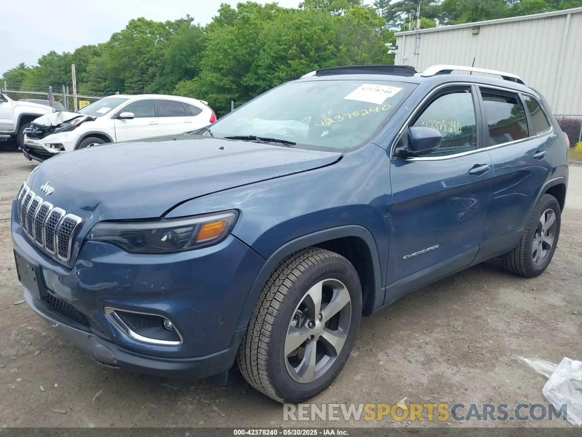 2 Photograph of a damaged car 1C4PJMDX4MD193469 JEEP CHEROKEE 2021