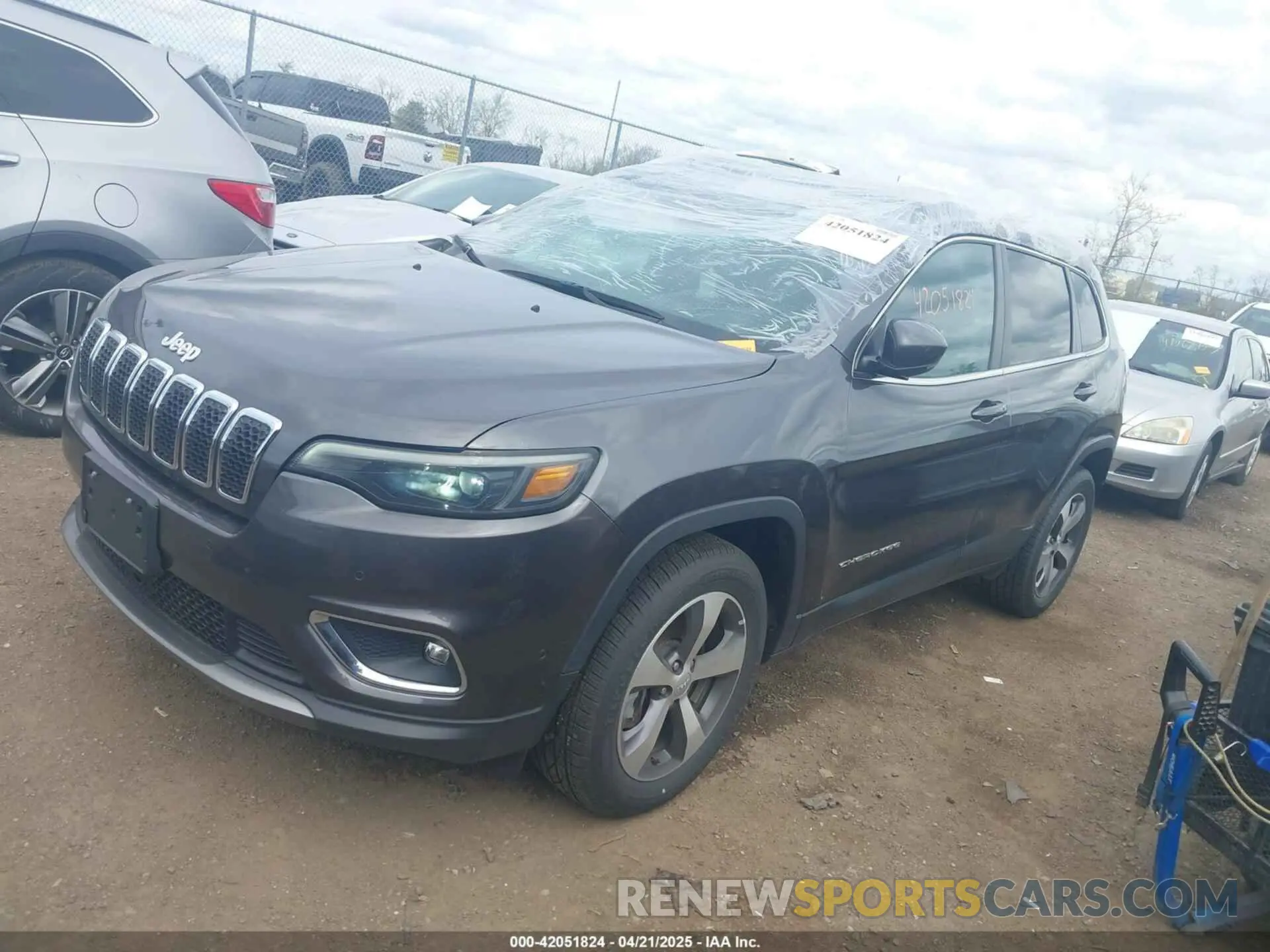 2 Photograph of a damaged car 1C4PJMDX8MD212475 JEEP CHEROKEE 2021