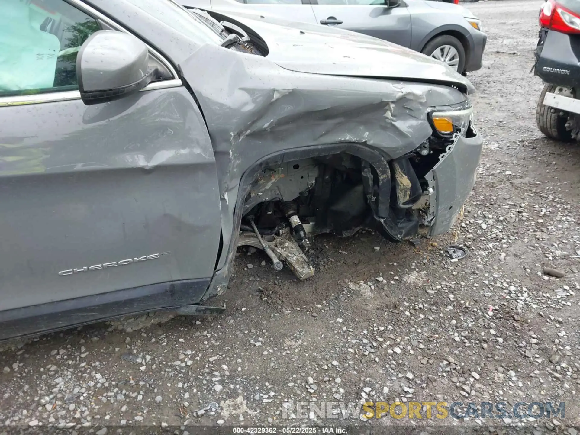 6 Photograph of a damaged car 1C4PJMDXXMD183304 JEEP CHEROKEE 2021