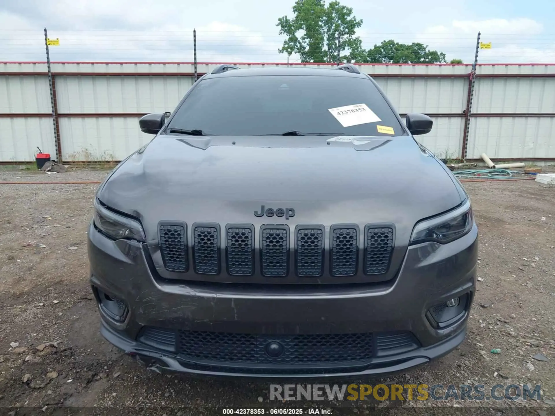 12 Photograph of a damaged car 1C4PJMLB0MD104535 JEEP CHEROKEE 2021