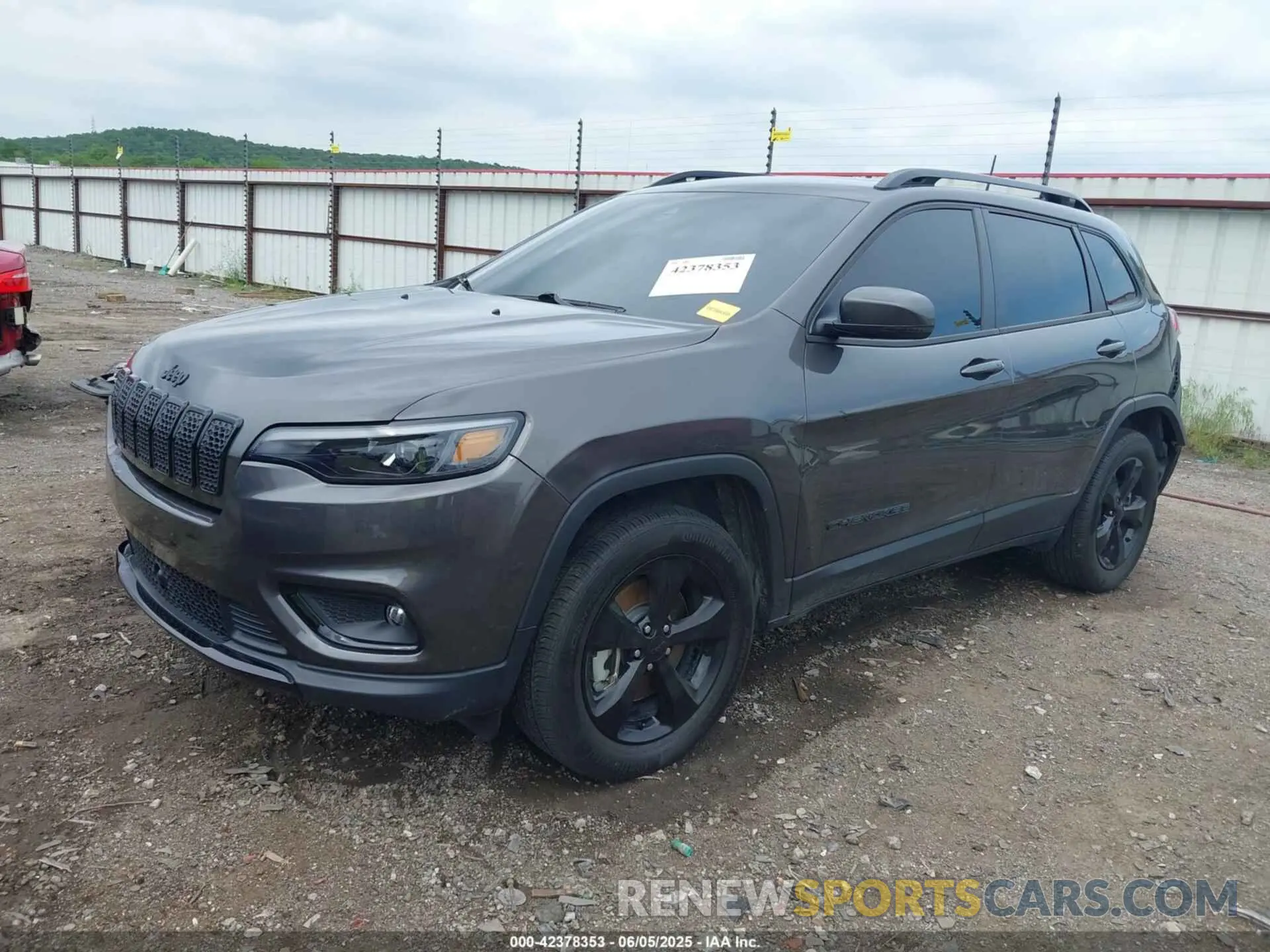 2 Photograph of a damaged car 1C4PJMLB0MD104535 JEEP CHEROKEE 2021