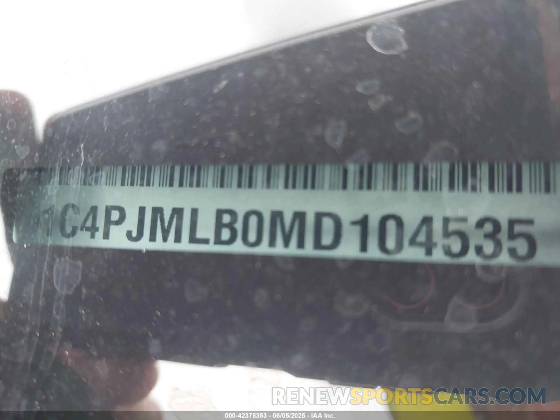 9 Photograph of a damaged car 1C4PJMLB0MD104535 JEEP CHEROKEE 2021