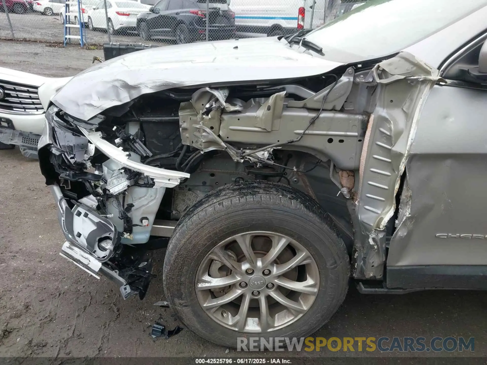 6 Photograph of a damaged car 1C4PJMLB2MD242531 JEEP CHEROKEE 2021