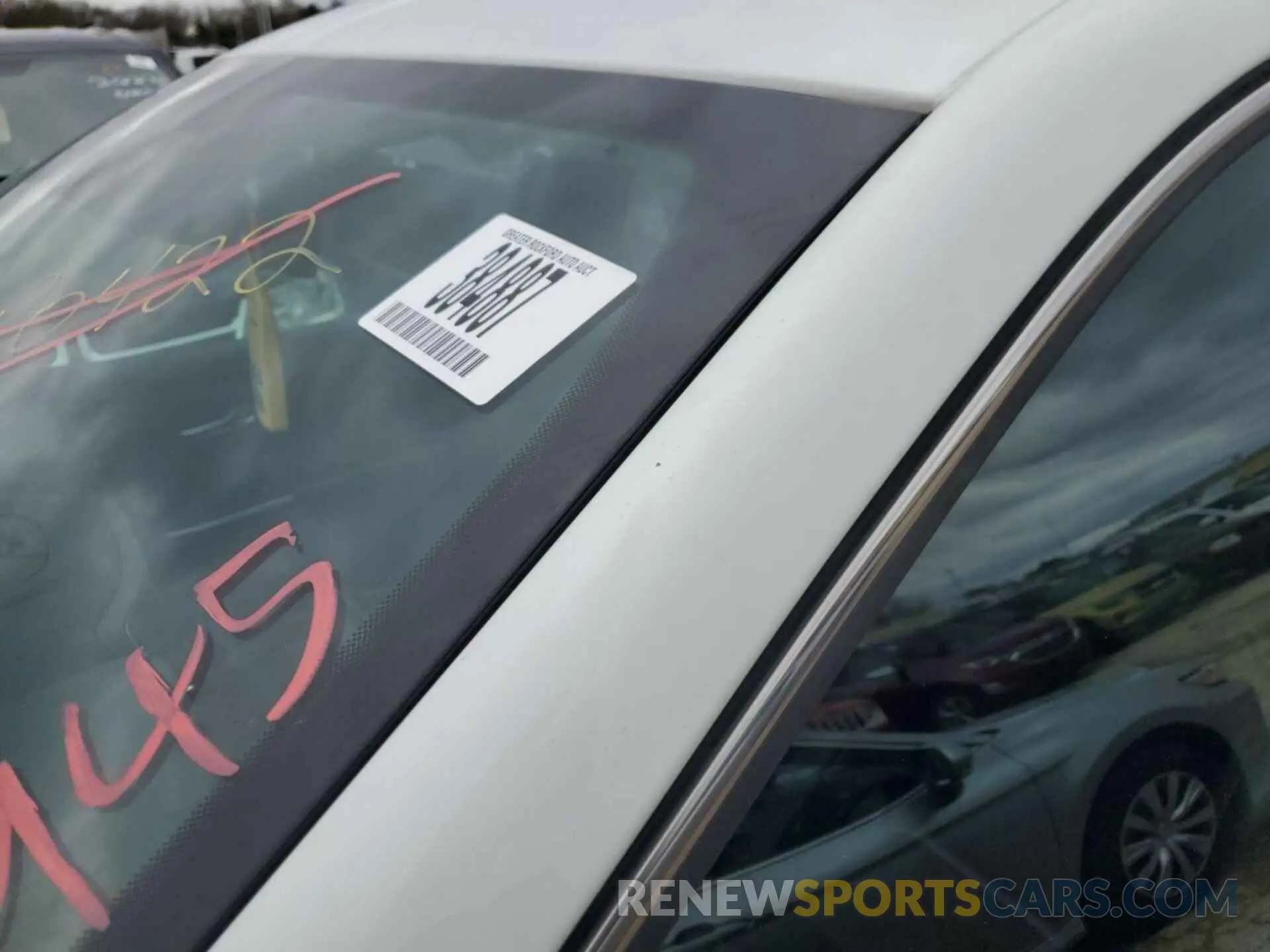 19 Photograph of a damaged car 1C4PJMLB4MD211829 JEEP CHEROKEE 2021